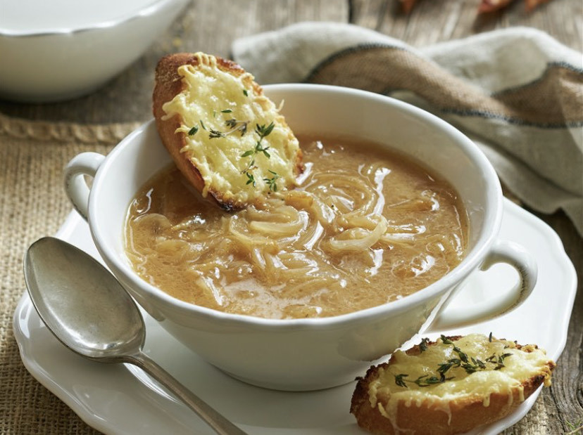 Moda Sopa de cebolla con tostaditas 