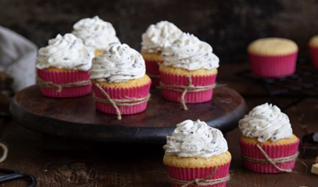 Fashion Cupcakes de chocolate blanco y stracciatela 