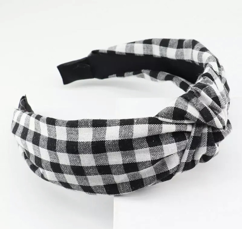 Diadema cuadros blancos