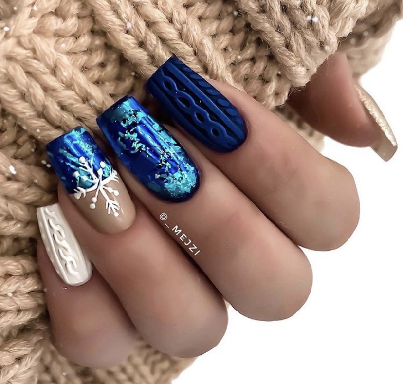 Social UÑAS NAVIDAD AZULES