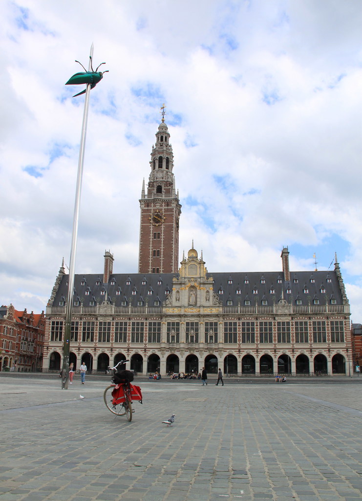 Place Ladeuzeplein