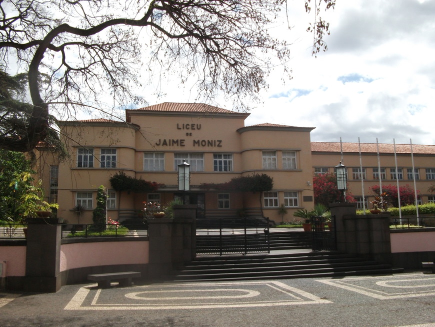 Place Escola Secundária Jaime Moniz