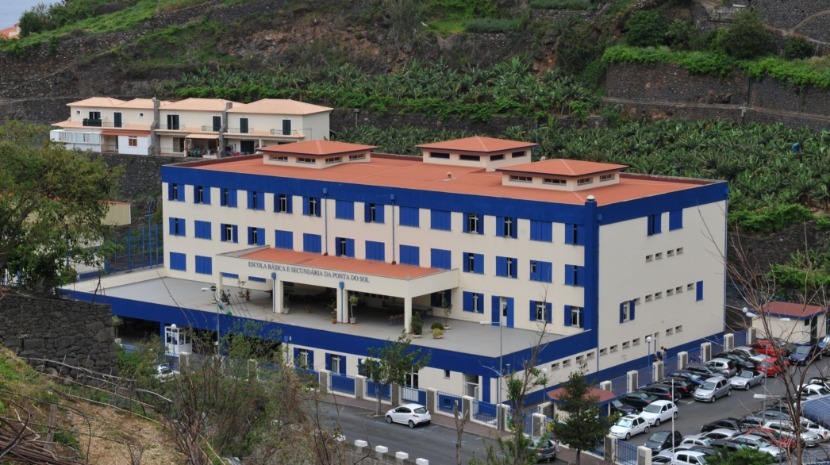 Place Primary and Secondary School of Ponta do Sol