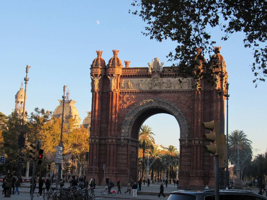 Place Arc de Triomf