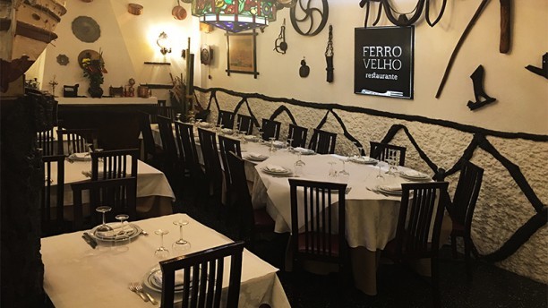 Restaurantes Ferro Velho