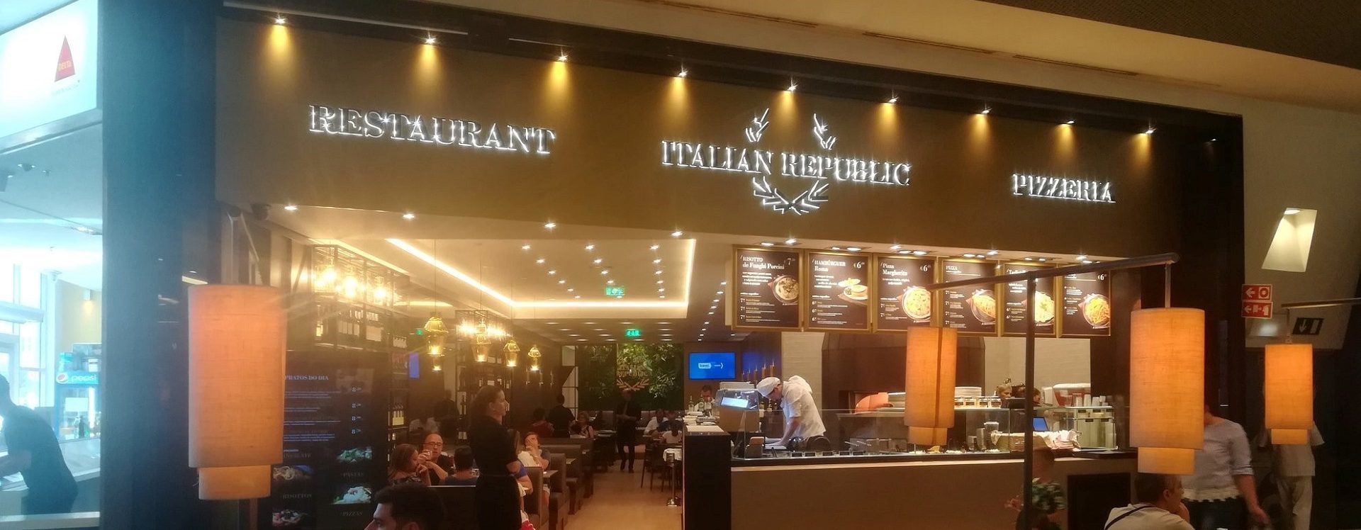 Restaurants Italian Republic