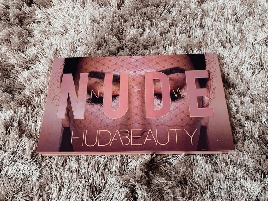 Beauty HUDA BEAUTY The New Nude Eyeshadow Palette