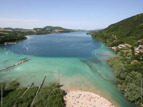 Lugar Lac de Paladru