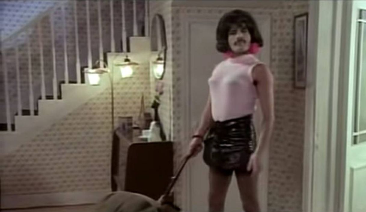 Music Queen - I Want To Break Free (Official Video) - YouTube