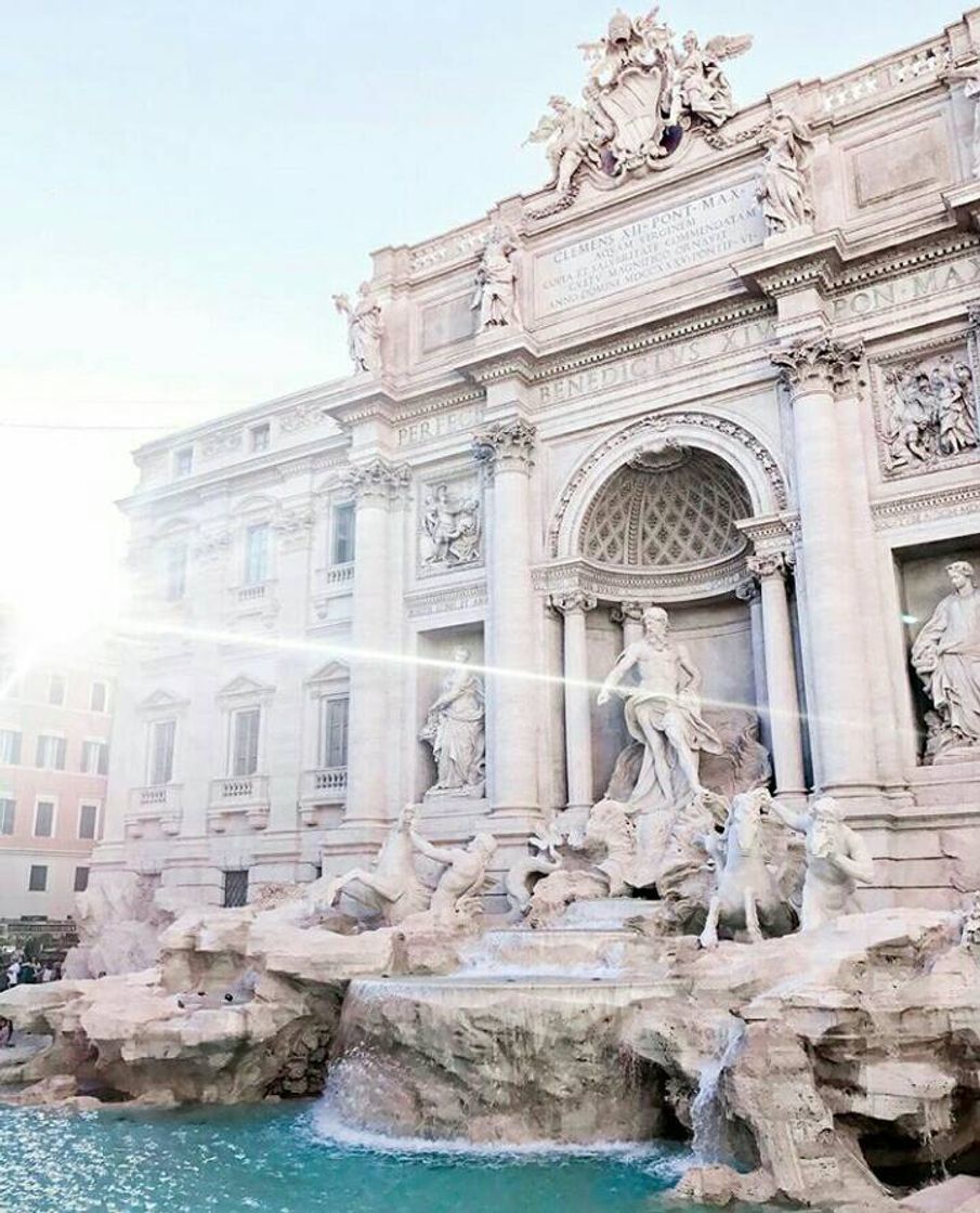 Lugar Fontana di Trevi