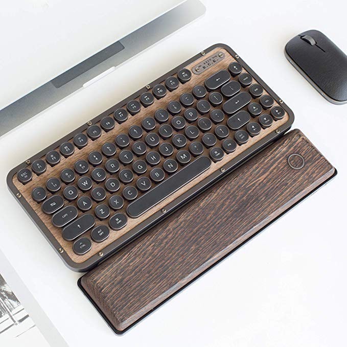 Moda Bluetooth keyboard vintage style.