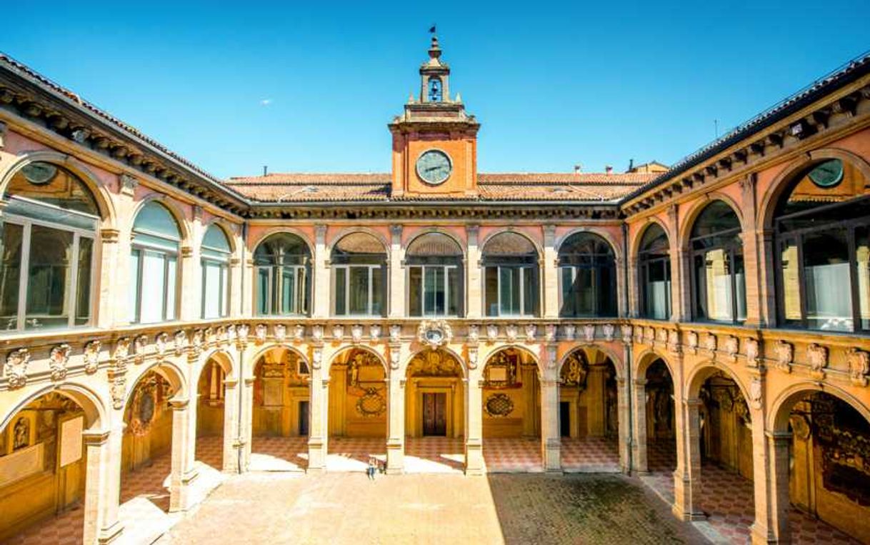 Place Archiginnasio de Bolonia