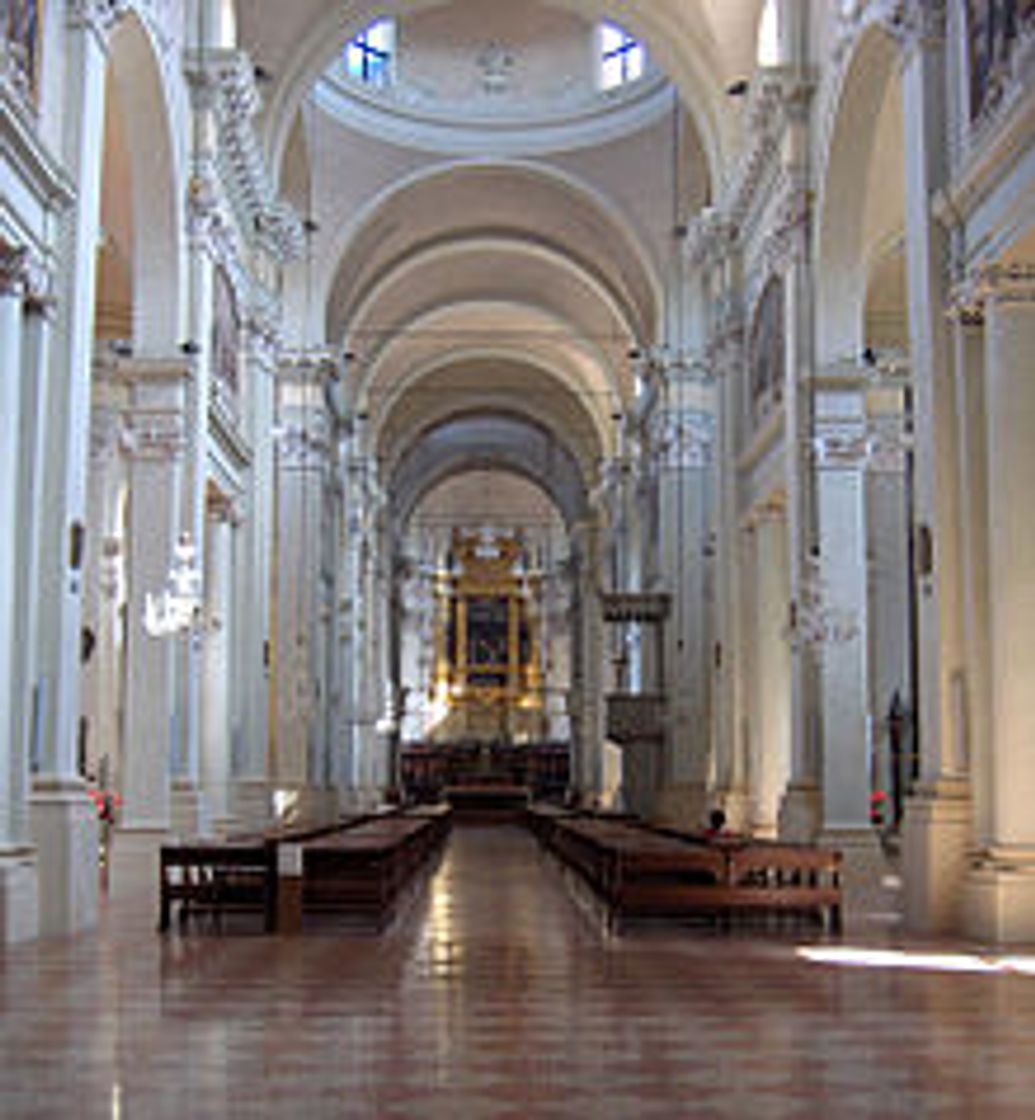 Place Basilica of San Domenico