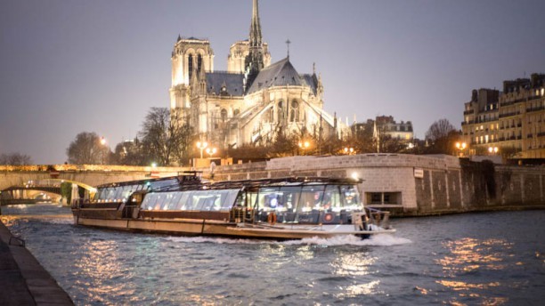 Lugar Bateaux Parisiens