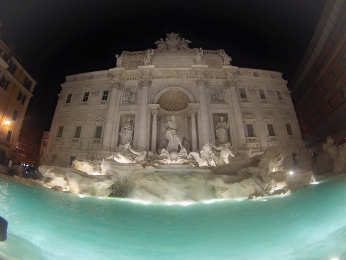 Lugar Fontana di Trevi