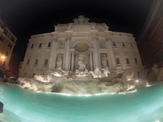 Fontana di Trevi