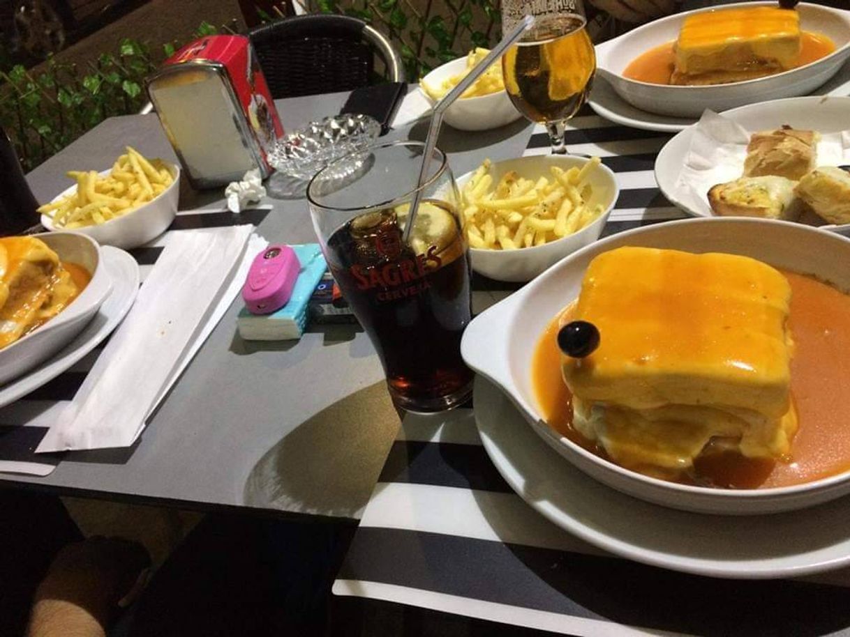 Restaurantes Tasquinha da Praça