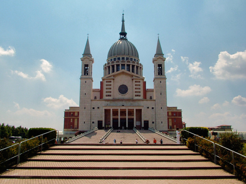 Place Basilica de Don Bosco - Colle don Bosco