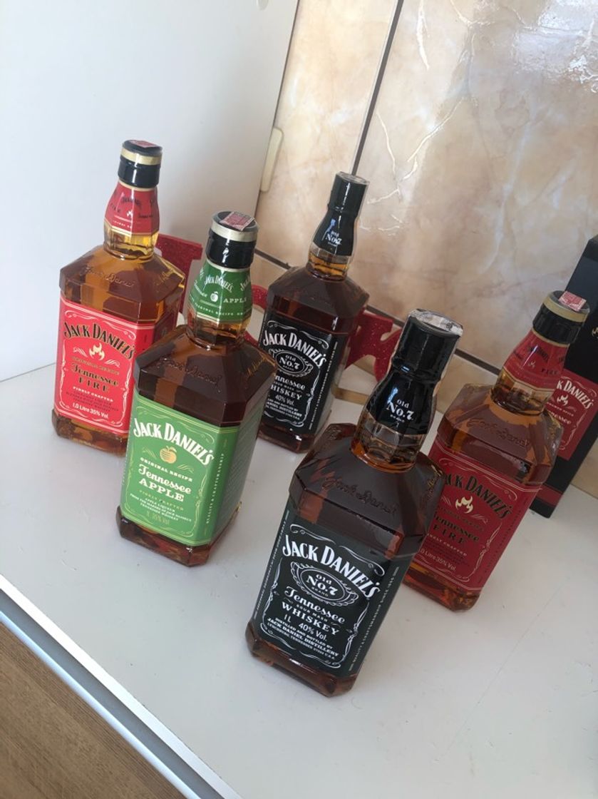 Products WHISKY JACK DANIEL'S APPLE 70 CL 35%