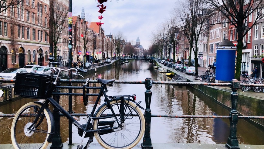 Place Ámsterdam