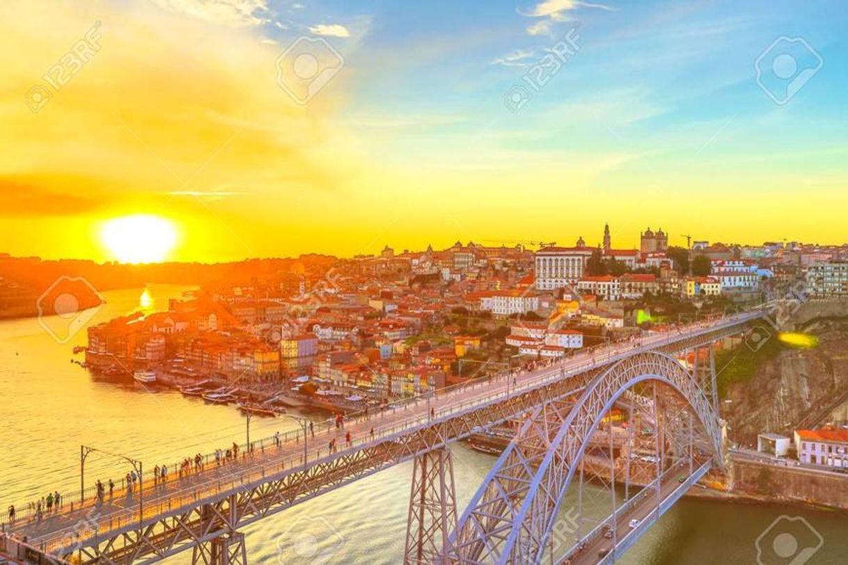 Lugar Miradouro da Serra do Pilar