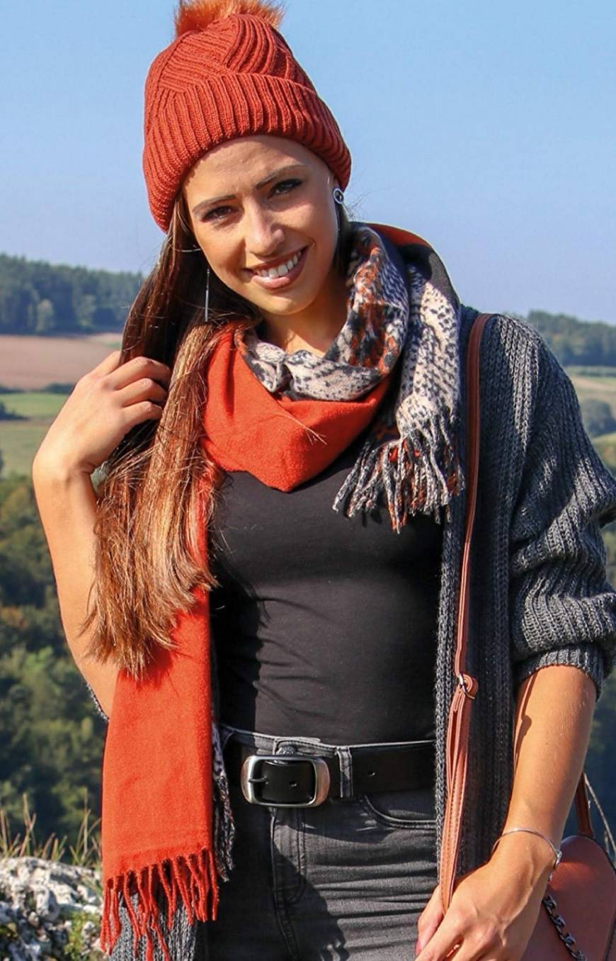 Social styleBREAKER chal de mujer con motivo de piel de serpiente y coloridas