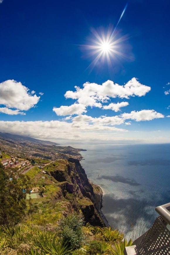 Lugar Miradouro do Cabo Girão