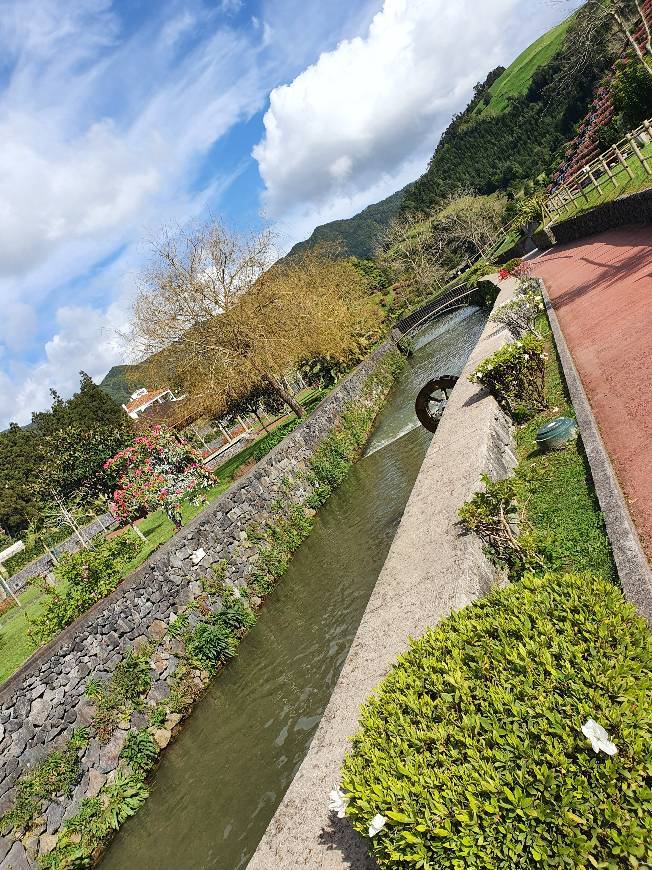 Place Furnas