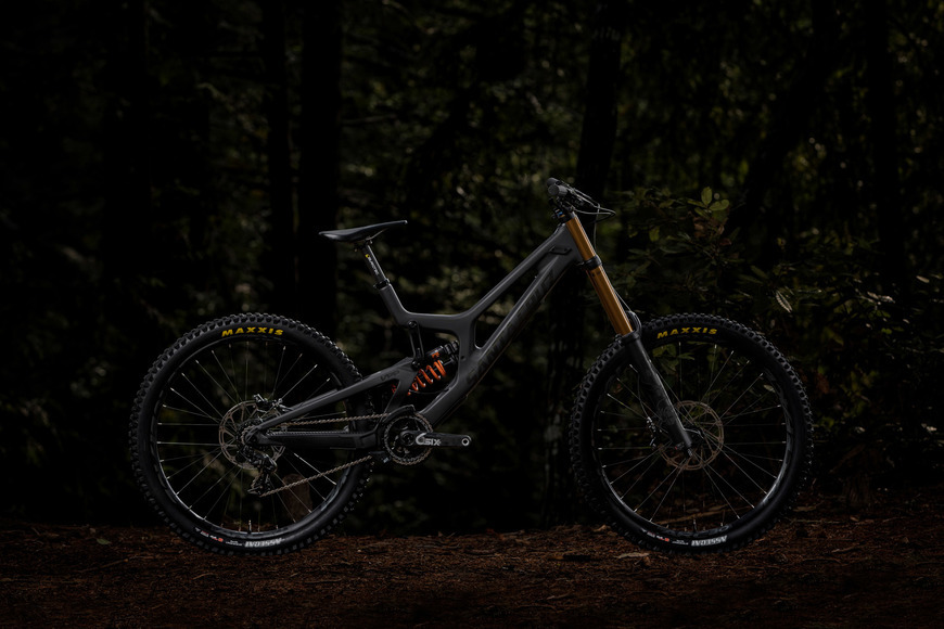 Fashion V10 - 27.5 and 29" | Santa Cruz Bicycles - Mountain Bikes