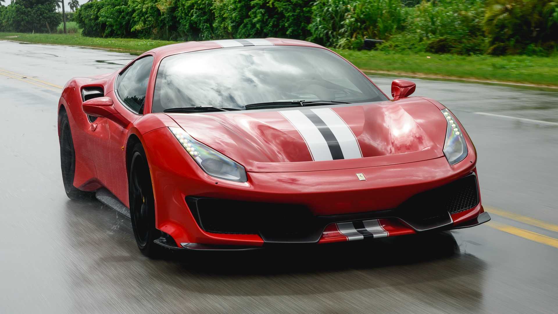 Moda Ferrari 488 - 2019