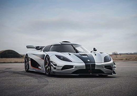 2014 Koenigsegg Agera Uno Super coche deportivo Póster