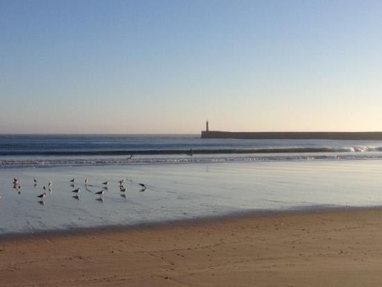 Lugar Azurara Beach