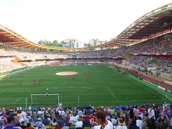 Lugar Estádio Dr. Magalhães Pessoa