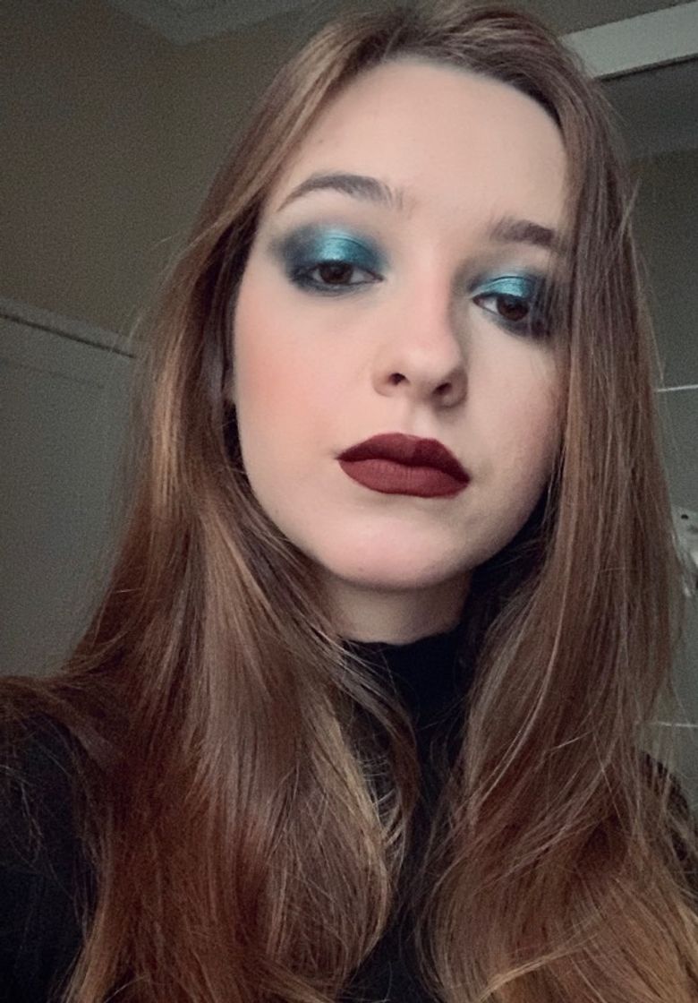 Social Blue eyeshadow
