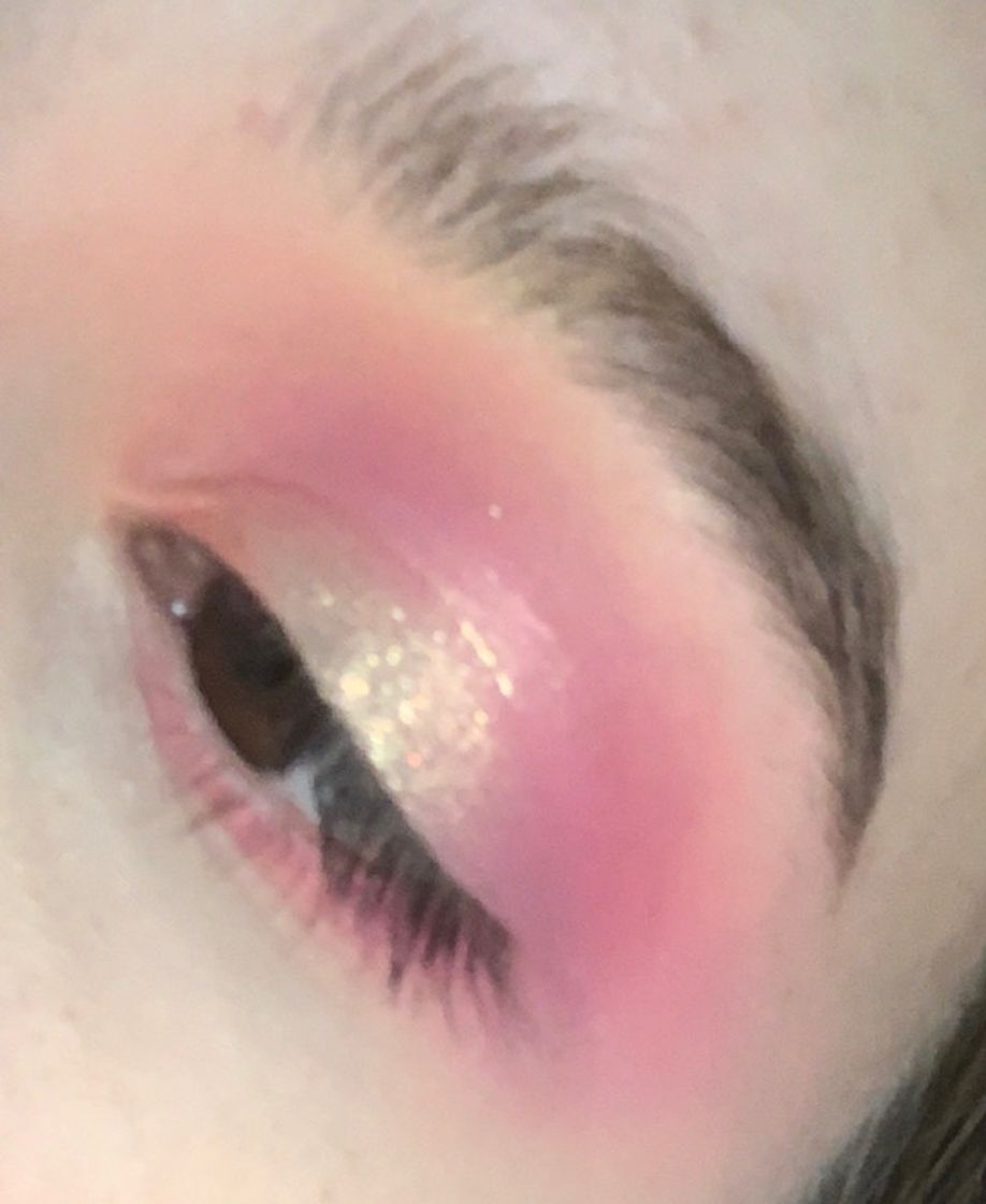 Social Pink eyeshadow
