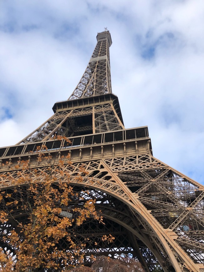 Place Torre Eiffel