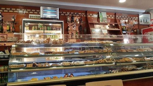 Helydoce - Fabrico E Comércio De Pastelaria E Produtos Alimentares, Lda.
