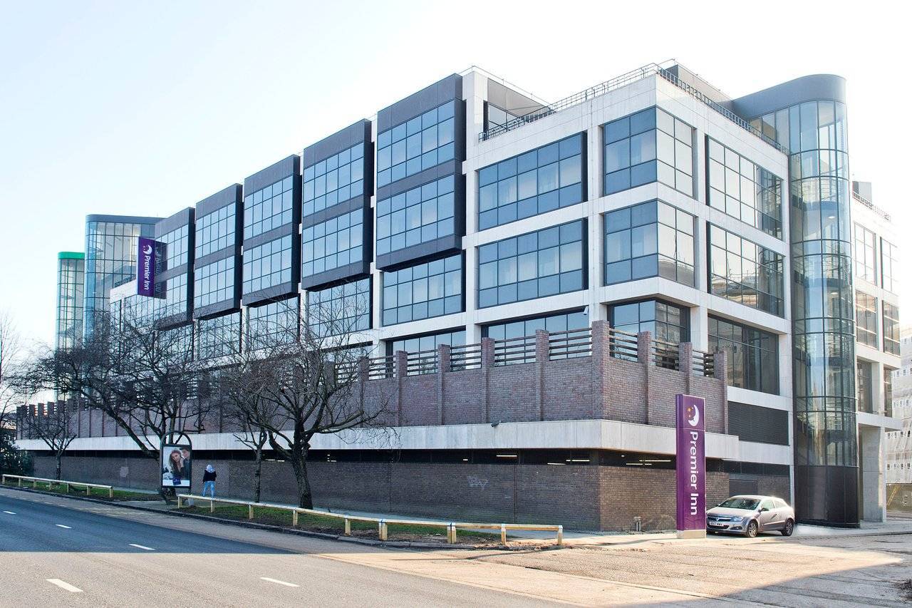 Places Premier Inn London Chiswick hotel