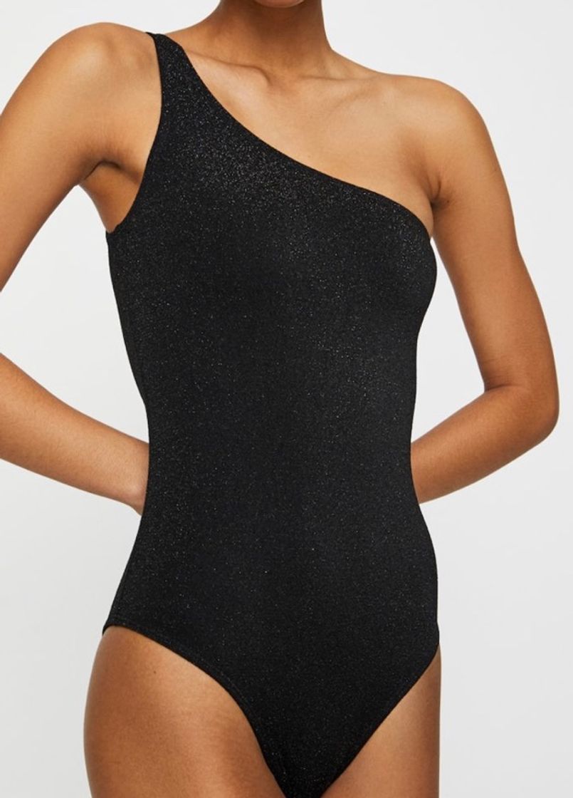 Moda Bañador negro tirantes asimétricos