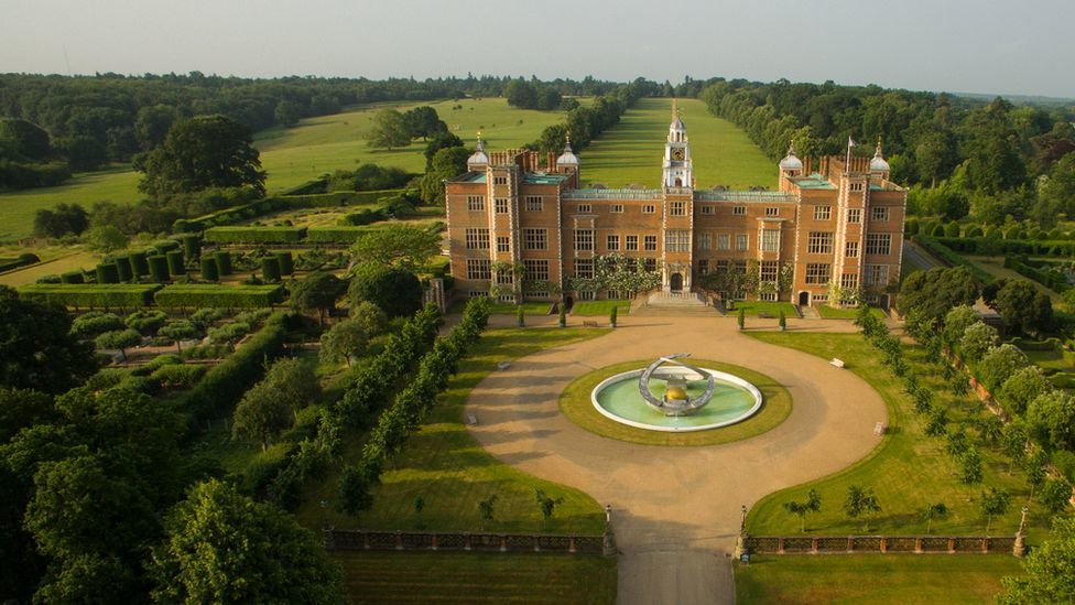 Place Hatfield House