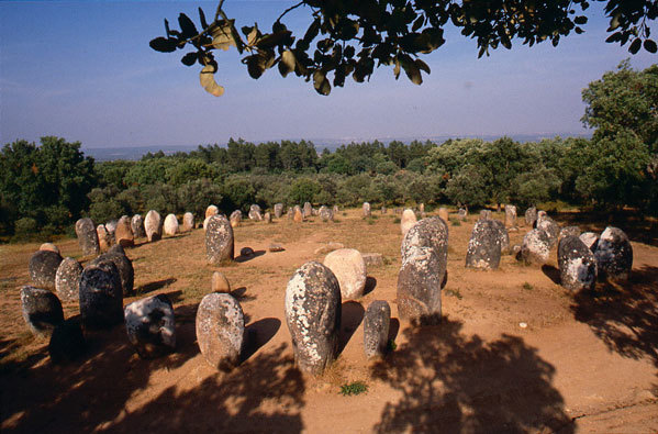 Moda Cromeleque dos Almendres em Évora