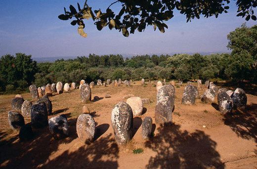 Cromeleque dos Almendres em Évora