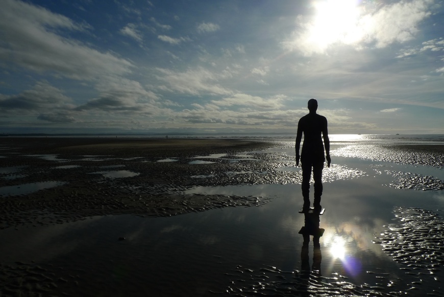 Lugar Another Place by Anthony Gormley