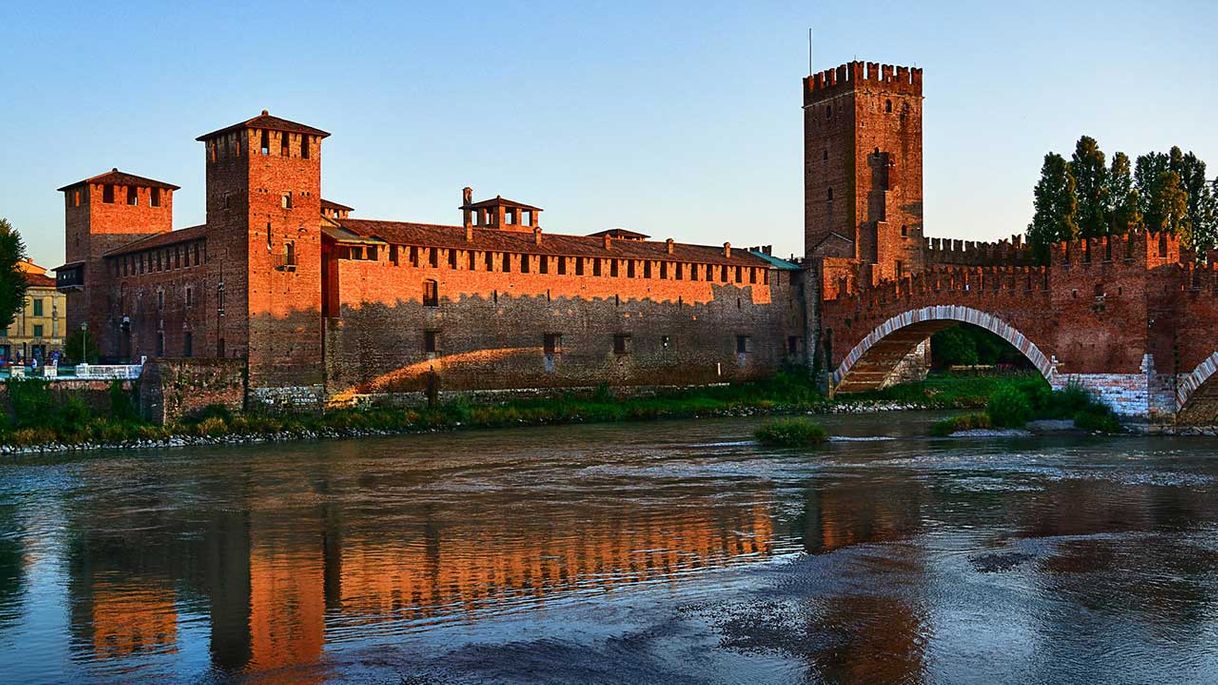 Place Castelvecchio