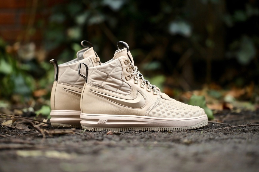 Places Nike Men's Lunar Force 1 Duckboot '17