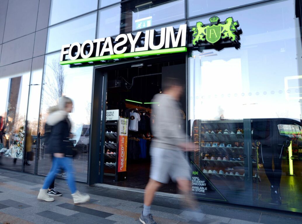 Lugar Footasylum plc