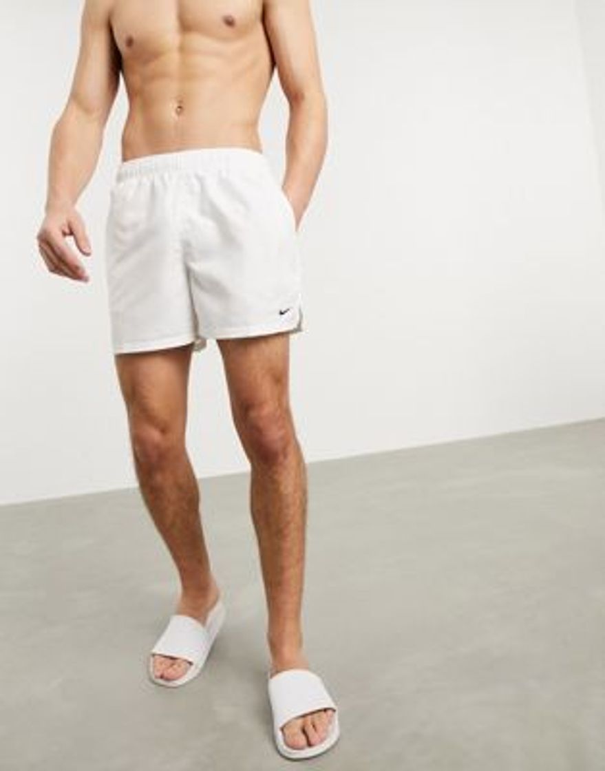 Moda Nike Swimming 5inch Volley shorts in white | ASOS