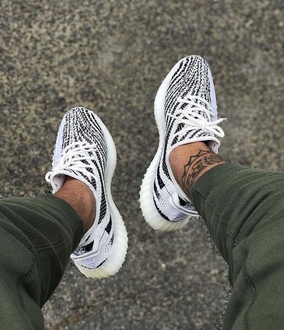 Fashion Yeezy Boost 350 V2 'Zebra'