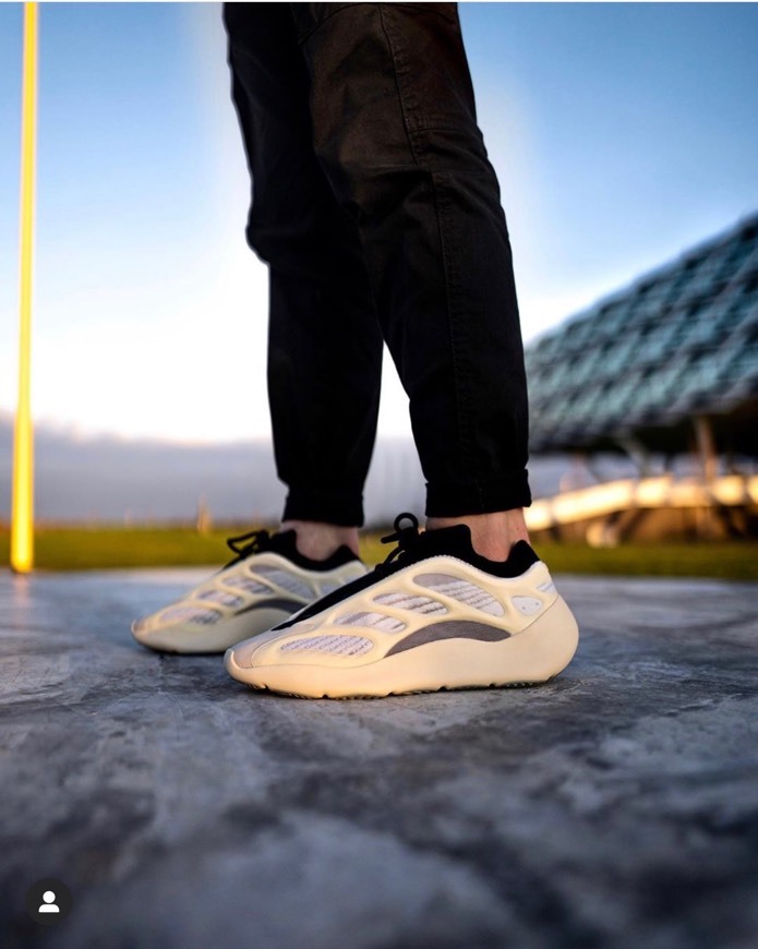 Fashion ADIDAS Yeezy 700 V3 'Azael'