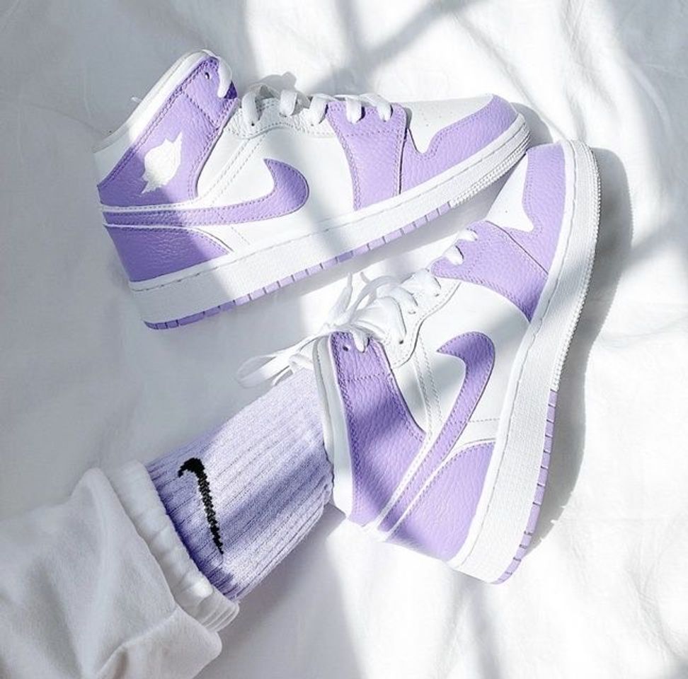 Moda Tênis Jordan roxo bebê 